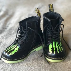 Dr Martens Delaney Skelly Skeleton Glow Boots